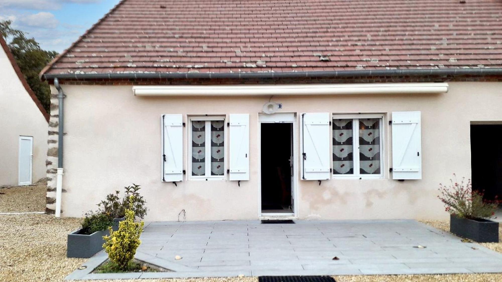 Maison Charmante A Estivareilles + Piscine แซ็งต์-วิคตัวร์ ภายนอก รูปภาพ